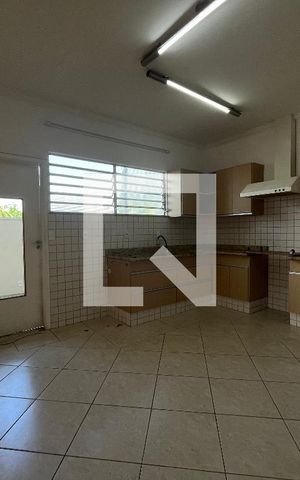 Apartamento para alugar com 150m², 2 quartos e 1 vaga Apartamento para alugar com 150m², 2 quartos e 1 vagaCozinha