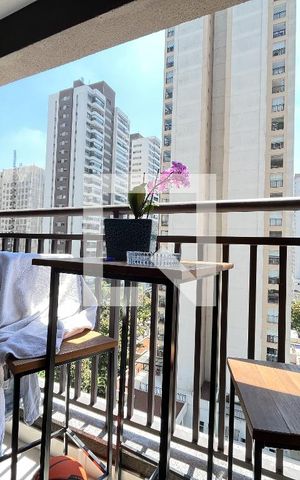 Apartamento à venda com 30m², 1 quarto e sem vaga Apartamento à venda com 30m², 1 quarto e sem vagaVaranda
