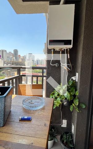 Apartamento à venda com 30m², 1 quarto e sem vaga Apartamento à venda com 30m², 1 quarto e sem vagaVaranda