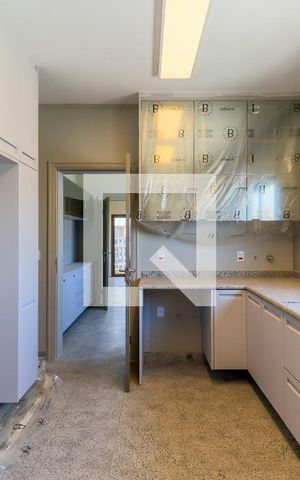 Apartamento à venda com 464m², 5 quartos e 4 vagas Apartamento à venda com 464m², 5 quartos e 4 vagasCozinha