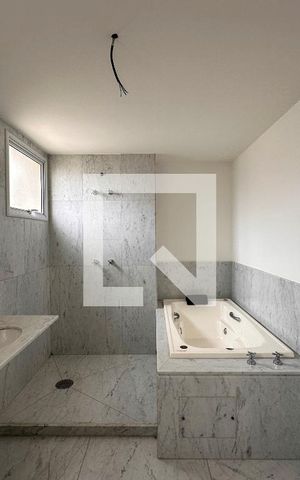 Apartamento à venda com 820m², 6 quartos e 6 vagasBanheiro 1 Suíte 4