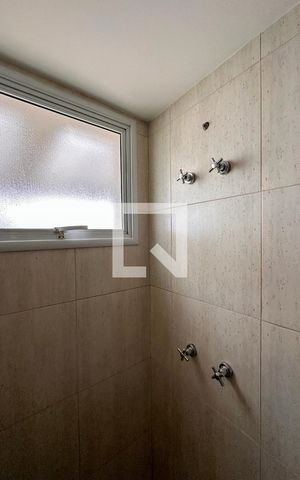 Apartamento à venda com 820m², 6 quartos e 6 vagasDetalhe Banheiro Suíte 1
