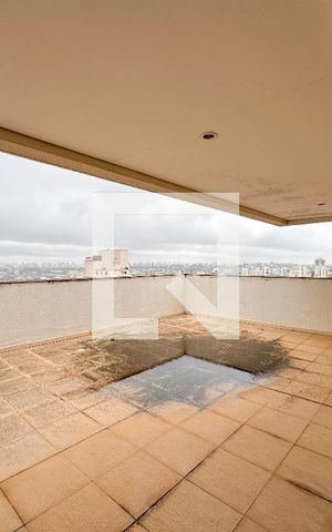 Apartamento à venda com 820m², 6 quartos e 6 vagasVaranda Suíte 4v