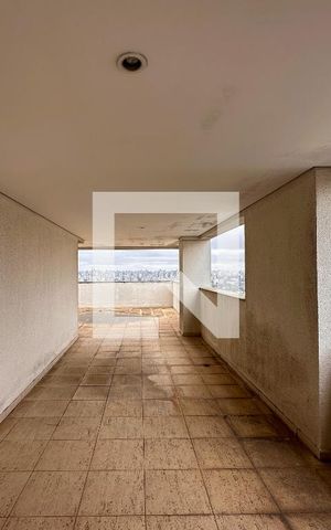 Apartamento à venda com 820m², 6 quartos e 6 vagasVaranda Suíte 4