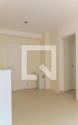 Apartamento para alugar com 33m², 2 quartos e sem vaga Apartamento para alugar com 33m², 2 quartos e sem vagaSala/Cozinha