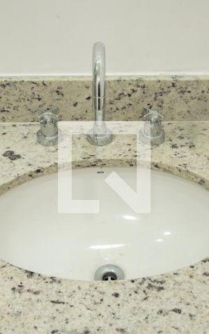 Apartamento à venda com 69m², 2 quartos e 1 vagaBanheiro 