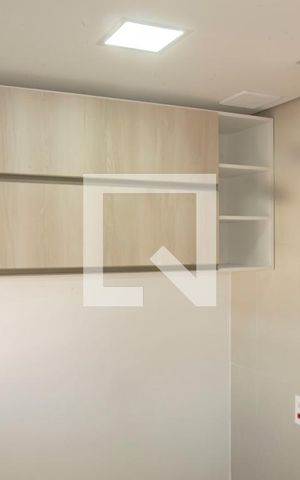 Apartamento à venda com 69m², 2 quartos e 1 vagaÁrea de Serviço