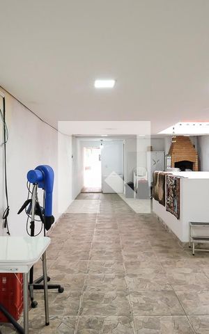 Casa à venda com 380m², 5 quartos e 2 vagasQuintal