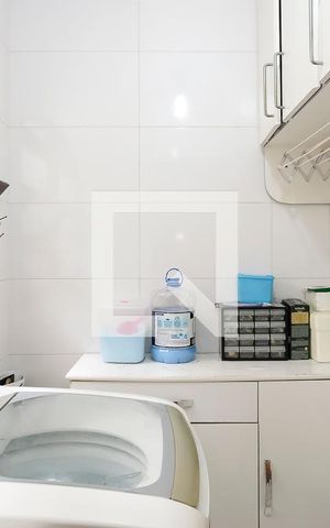 Casa à venda com 380m², 5 quartos e 2 vagasÁrea de Serviço