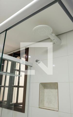 Casa à venda com 380m², 5 quartos e 2 vagasBanheiro Suíte 2