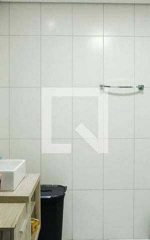 Casa à venda com 380m², 5 quartos e 2 vagasBanheiro Suíte 3
