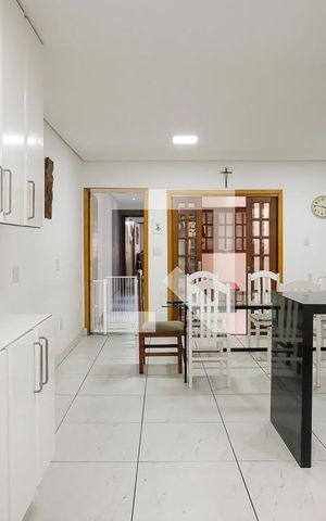 Casa à venda com 380m², 5 quartos e 2 vagasCozinha