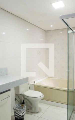 Casa à venda com 380m², 5 quartos e 2 vagasBanheiro Suíte 2