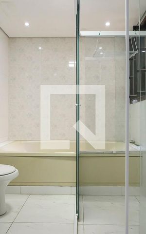 Casa à venda com 380m², 5 quartos e 2 vagasBanheiro Suíte 2