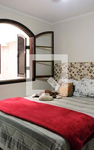 Casa à venda com 380m², 5 quartos e 2 vagasSuíte 4