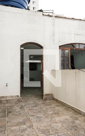 Casa à venda com 380m², 5 quartos e 2 vagasQuintal