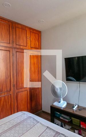 Apartamento à venda com 220m², 4 quartos e 4 vagas Apartamento à venda com 220m², 4 quartos e 4 vagasQuarto 4