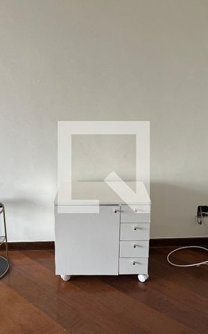 Apartamento para alugar com 90m², 1 quarto e 1 vagaSala