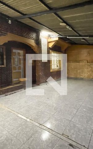 Casa à venda com 180m², 3 quartos e 3 vagas Casa à venda com 180m², 3 quartos e 3 vagasGaragem