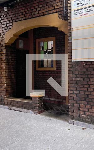 Casa à venda com 180m², 3 quartos e 3 vagas Casa à venda com 180m², 3 quartos e 3 vagasGaragem