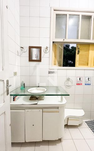 Casa à venda com 180m², 3 quartos e 3 vagas Casa à venda com 180m², 3 quartos e 3 vagasBanheiro 2