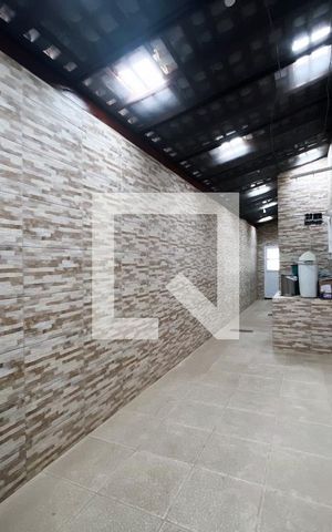 Casa à venda com 193m², 4 quartos e 4 vagas Casa à venda com 193m², 4 quartos e 4 vagasÁrea de Serviço
