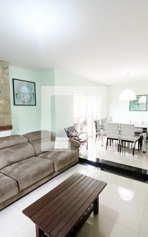 Casa à venda com 193m², 4 quartos e 4 vagas Casa à venda com 193m², 4 quartos e 4 vagasSala/Sala de jantar