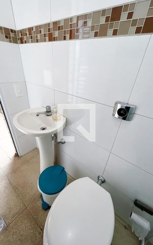Casa à venda com 193m², 4 quartos e 4 vagas Casa à venda com 193m², 4 quartos e 4 vagasBanheiro