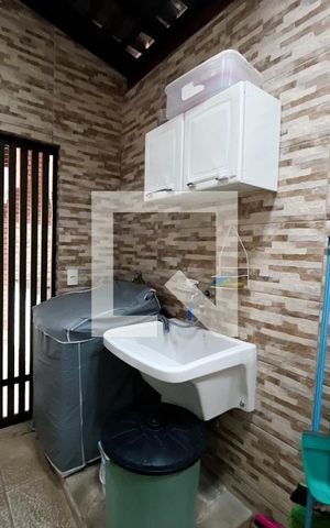 Casa à venda com 193m², 4 quartos e 4 vagas Casa à venda com 193m², 4 quartos e 4 vagasÁrea de Serviço