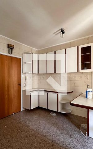 Apartamento à venda com 120m², 4 quartos e 2 vagasCozinha