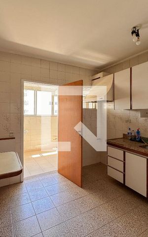 Apartamento à venda com 120m², 4 quartos e 2 vagasCozinha