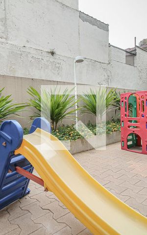 Apartamento à venda com 64m², 1 quarto e 2 vagas Apartamento à venda com 64m², 1 quarto e 2 vagasÁrea comum - Playground