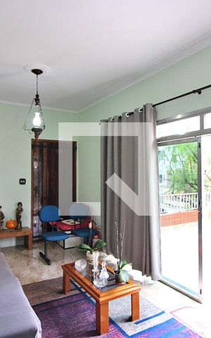 Apartamento para alugar com 236m², 4 quartos e 2 vagasSala 