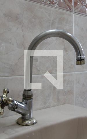 Casa à venda com 120m², 3 quartos e 2 vagasBanheiro - torneira