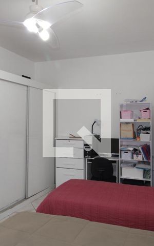 Casa à venda com 120m², 3 quartos e 2 vagasQuarto 2 