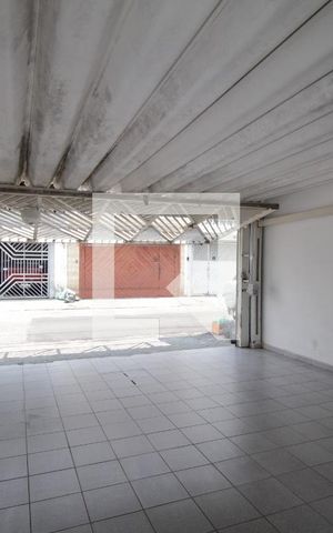 Casa à venda com 120m², 3 quartos e 2 vagasGaragem