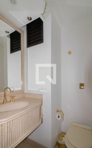Apartamento à venda com 180m², 4 quartos e 2 vagas Apartamento à venda com 180m², 4 quartos e 2 vagasLavabo