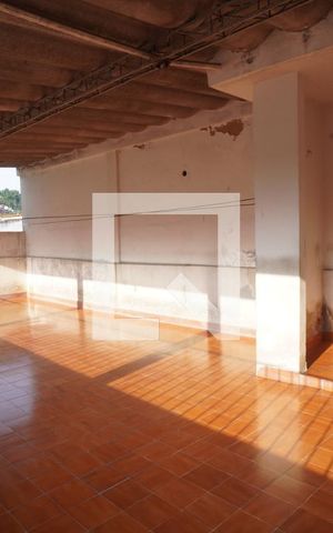 Casa à venda com 132m², 5 quartos e 1 vagaQuintal