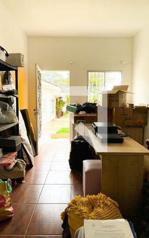 Casa para alugar com 520m², 5 quartos e 3 vagas Casa para alugar com 520m², 5 quartos e 3 vagasQuarto de Serviço