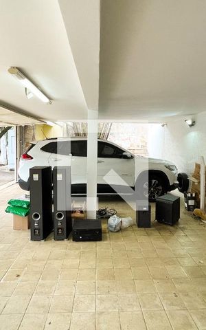 Casa para alugar com 520m², 5 quartos e 3 vagas Casa para alugar com 520m², 5 quartos e 3 vagasGaragem