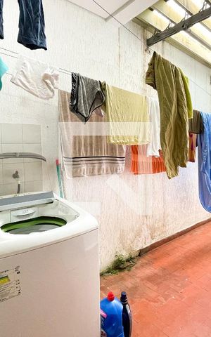 Casa para alugar com 520m², 5 quartos e 3 vagas Casa para alugar com 520m², 5 quartos e 3 vagasÁrea de Serviço