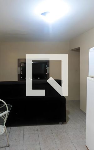 Studio para alugar com 38m², 1 quarto e sem vaga Studio para alugar com 38m², 1 quarto e sem vagaSala