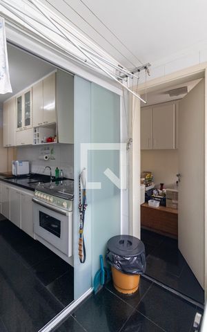 Apartamento à venda com 125m², 3 quartos e 2 vagas Apartamento à venda com 125m², 3 quartos e 2 vagasÁrea de serviço
