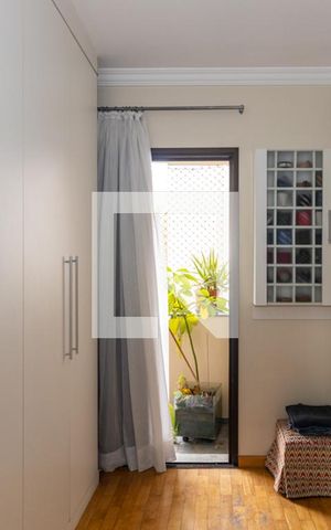 Apartamento à venda com 125m², 3 quartos e 2 vagas Apartamento à venda com 125m², 3 quartos e 2 vagasSuíte 3