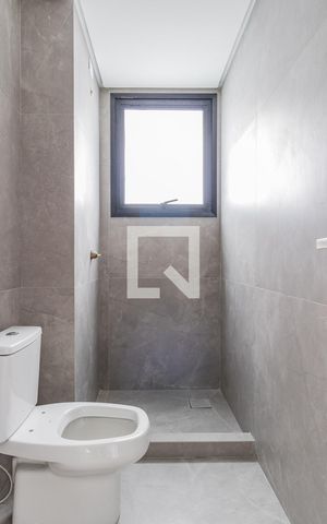 Apartamento à venda com 75m², 2 quartos e 2 vagas Apartamento à venda com 75m², 2 quartos e 2 vagasBanheiro
