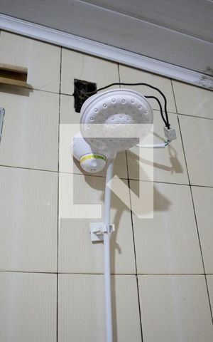 Casa de condomínio à venda com 200m², 2 quartos e 3 vagasBanheiro