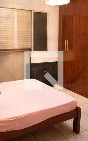 Casa de condomínio à venda com 200m², 2 quartos e 3 vagasQuarto 1