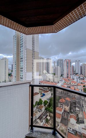 Apartamento à venda com 182m², 4 quartos e 4 vagasQuarto 3 - Varanda