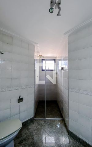 Apartamento à venda com 182m², 4 quartos e 4 vagasBanheiro