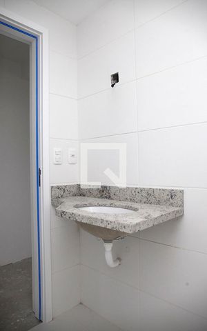 Apartamento à venda com 83m², 2 quartos e 1 vagaBanheiro Quarto 2 Suíte